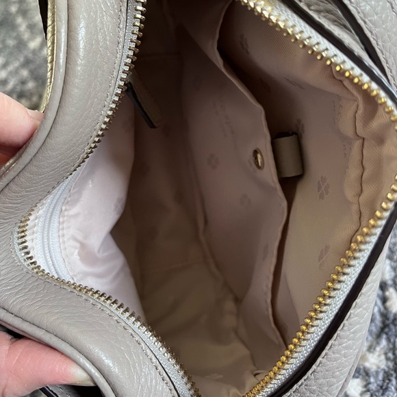 Kate Spade ♠️ Crossbody - Picture 3 of 4